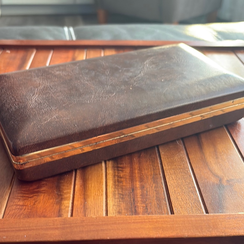 Vintage Faux Leather Jewelry Box Vintage Faux Leather Jewelry Box